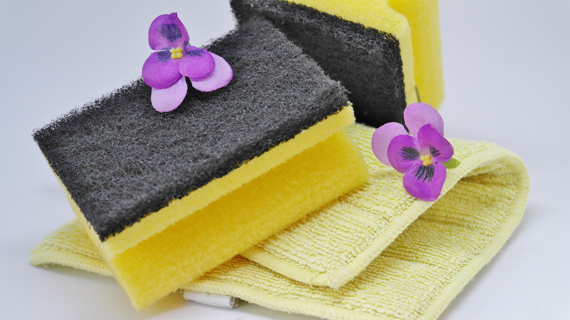Checklist for Spring Cleaning Your Home and Car in a Weekend